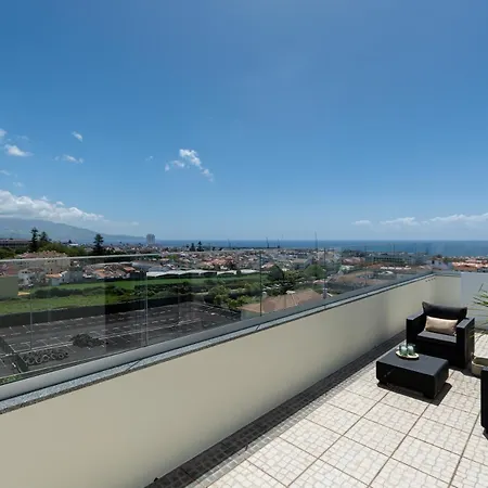 Terrace Apartment *